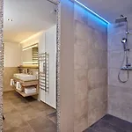 Апарт-готель A-vita Viktoria & A-vita Living Luxury