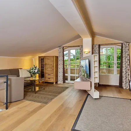 A-vita Viktoria & A-vita Living Luxury Апарт-отель
