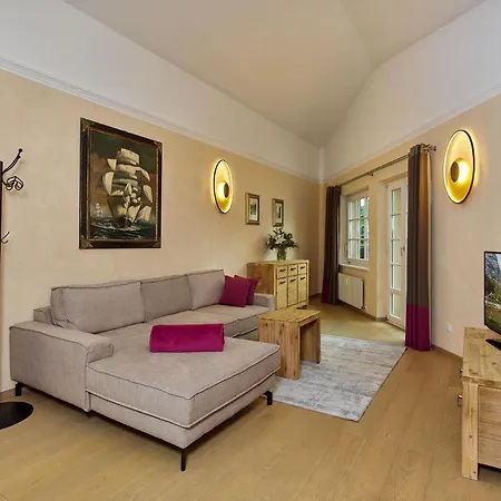 Апарт-отель A-vita Viktoria & A-vita Living Luxury