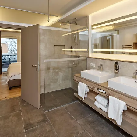 A-vita Viktoria & A-vita Living Luxury Apart-hotel 4*