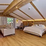 Апарт-отель A-vita Viktoria & A-vita Living Luxury
